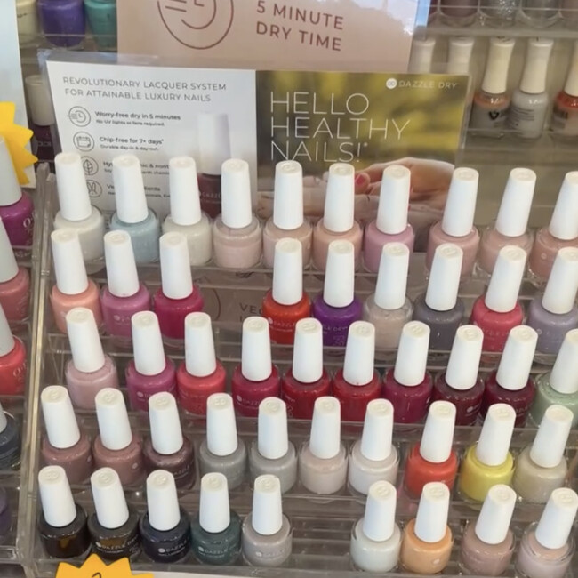 modern nails dazzle dry