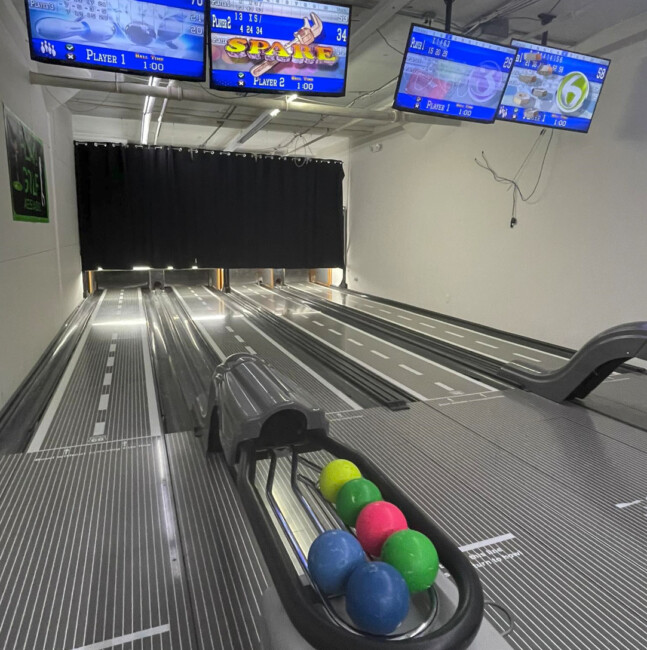 play hoboken bowling