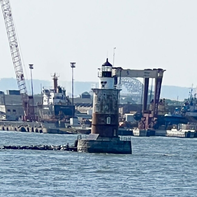 robbins reef lighthouse bayonne new jersey square
