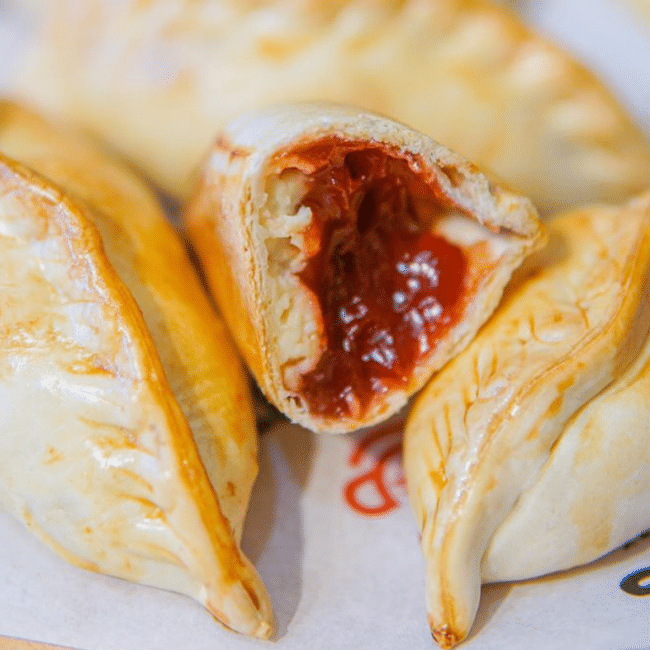 cortaditos empanadas cafe